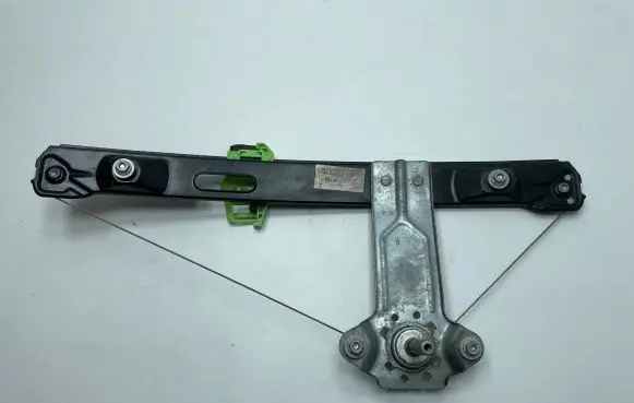 BMW 1 E81 E87 Rear door manual window regulator 7067800 04012005