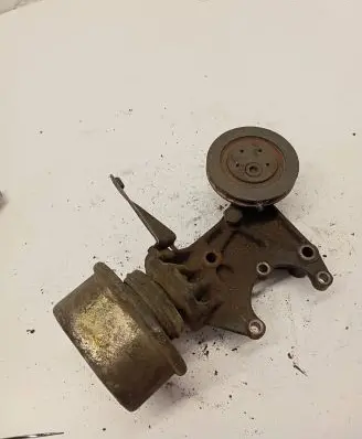 Volkswagen Transporter - Caravelle T4 Alternator belt tensioner 701199201B