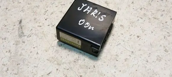 Toyota Yaris Other control units/modules 8865052100 2773000751