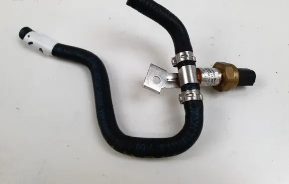 Fuel pressure sensor