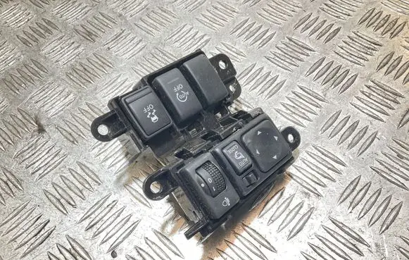 Nissan Juke I F15 Other switches/knobs/shifts 25190BA60A