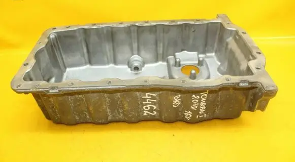 Volkswagen Touran I Oil sump 038103603AG