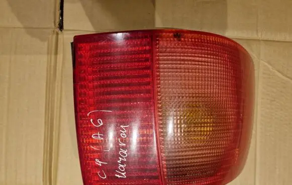 Audi A6 S6 C4 4A Rear/tail lights 20412 V05A701101
