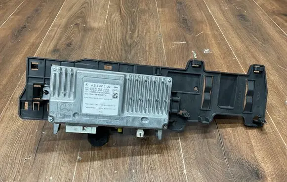 Mercedes-Benz E W213 Parking PDC control unit/module A2139006120 A2135451540