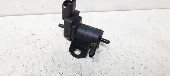 Volvo V40 Cross country Turbo solenoid valve 31319546