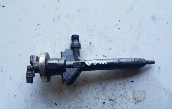 Mazda 6 Fuel injector