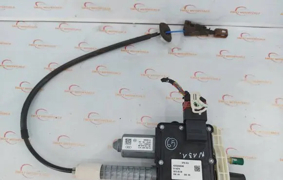 Citroen DS4 Hand brake/parking brake motor 9672984680