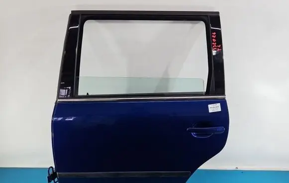 Volkswagen PASSAT B5.5 Rear door IMPRK1576876