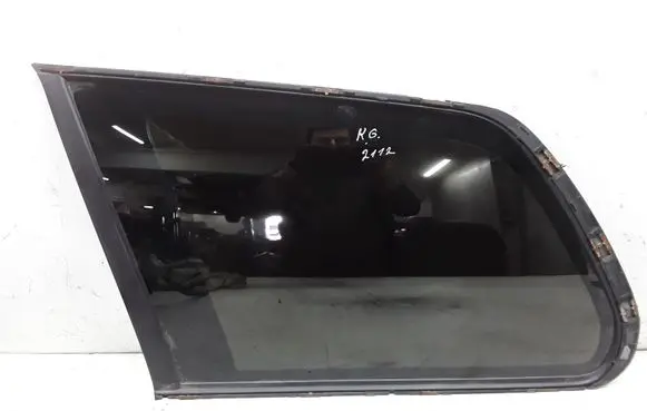 Volvo XC90 Rear side window