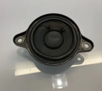 Mercedes-Benz E W211 Panel speaker A2118203002 2118203002