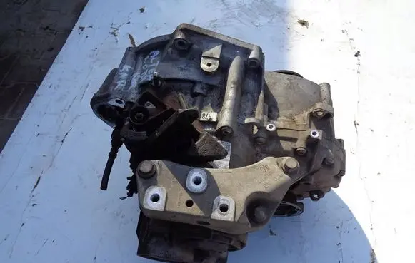 Manual 6 speed gearbox