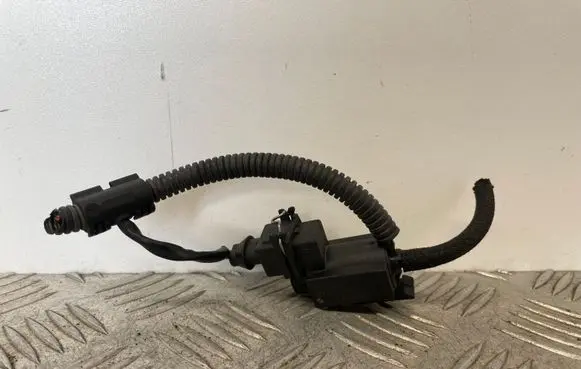 BMW 5 F10 F11 Turbo solenoid valve 7810831