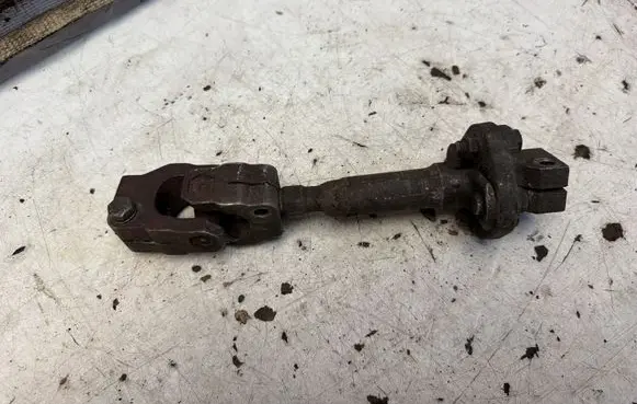 BMW 3 E30 Steering column universal joint