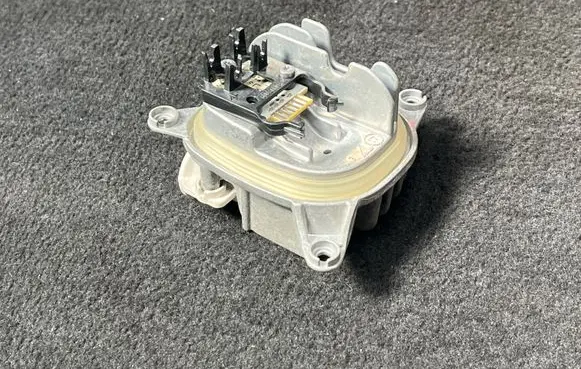 BMW X3 G01 LED ballast control module 43642R