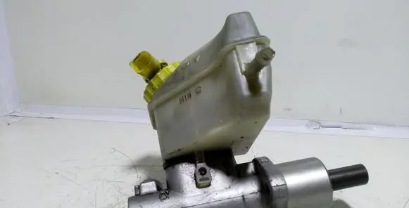 Ford Galaxy Master brake cylinder 7M2611303C