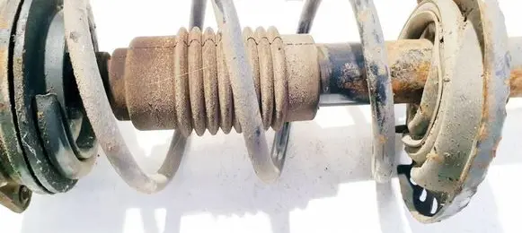 Nissan Note (E11) Front coil spring 