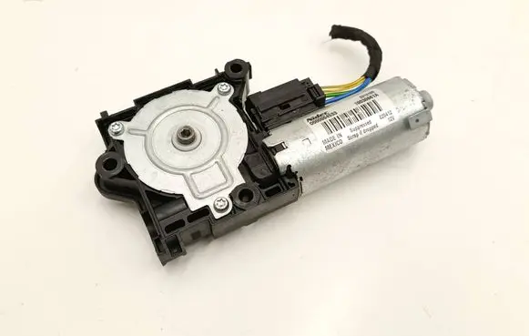 BMW X3 G01 Sunroof motor/actuator 10030661A 2312105 0000004533
