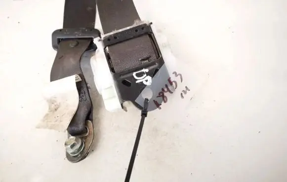 Subaru Legacy Front seatbelt