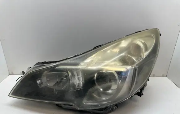 Subaru Legacy Headlight/headlamp 