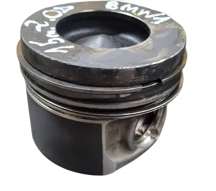 BMW 1 F20 F21 Piston 190413 020513 83960