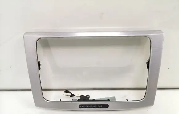 Volkswagen PASSAT B6 Radio/GPS head unit trim 3C0858069AG