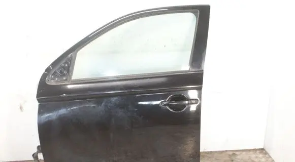 Mitsubishi Outlander Front door