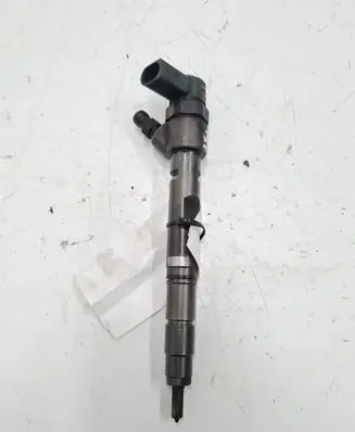 Audi A8 S8 D3 4E Fuel injector 0445110158 057130277M