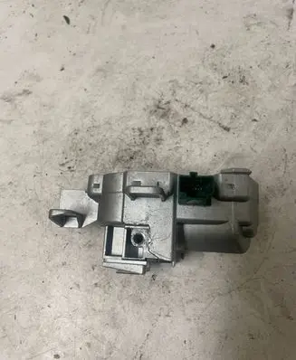Volvo V60 Steering wheel lock P31340734