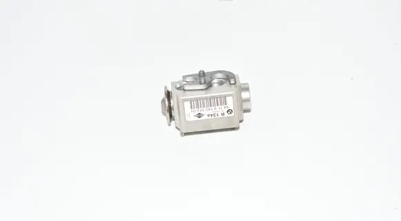 BMW X1 E84 Air conditioning (A/C) expansion valve 9182512
