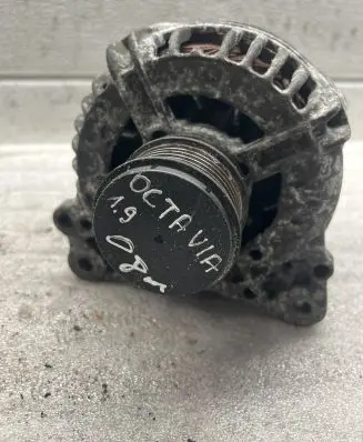 Skoda Octavia Mk2 (1Z) Generator/alternator 13420610