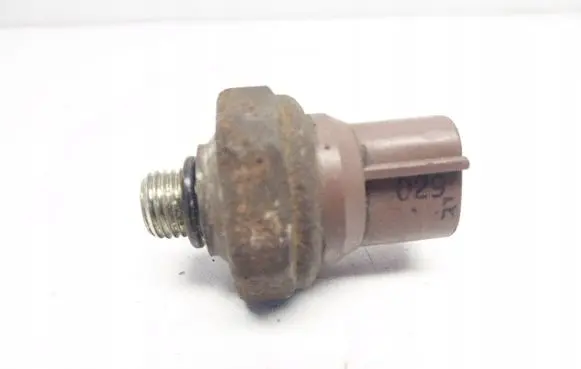 Mitsubishi Space Star Air conditioning (A/C) pressure sensor 