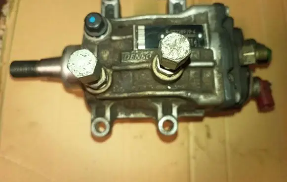 Renault Espace - Grand espace IV Fuel injection high pressure pump 8972289194