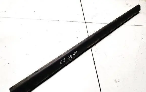Mazda CX-7 Front door trim (molding) eg2151ra1