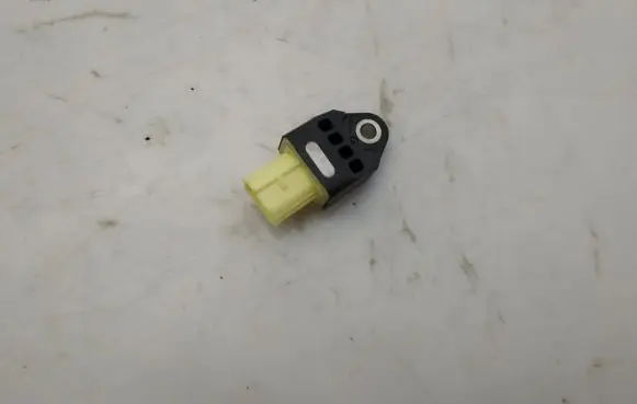 Lexus IS III XE30 Airbag deployment crash/impact sensor 8983153020