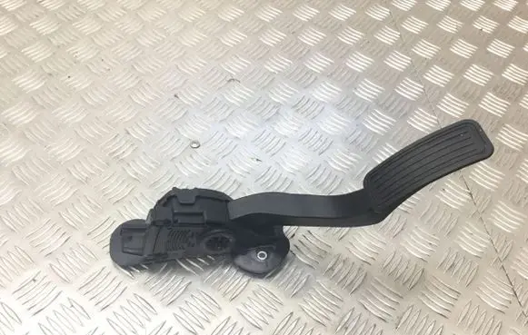Tesla Model S Accelerator throttle pedal 9F836AA 6PV93337017