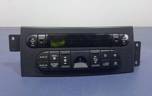 Chrysler Pacifica Climate control unit P05005080