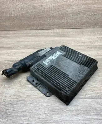 Renault Megane I Engine control unit/module ECU HOM7700870572 S103750013 7700107002