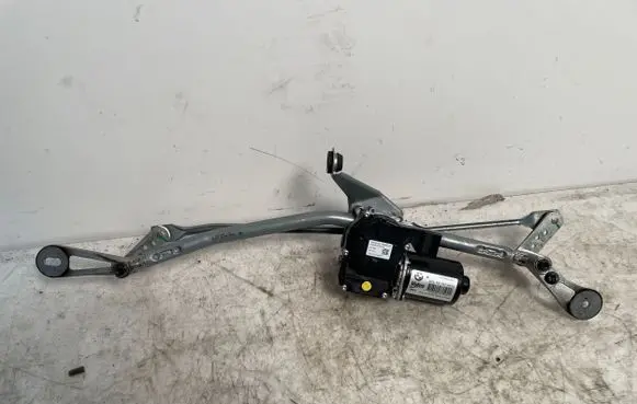 BMW 7 G11 G12 Front wiper linkage and motor 7450482