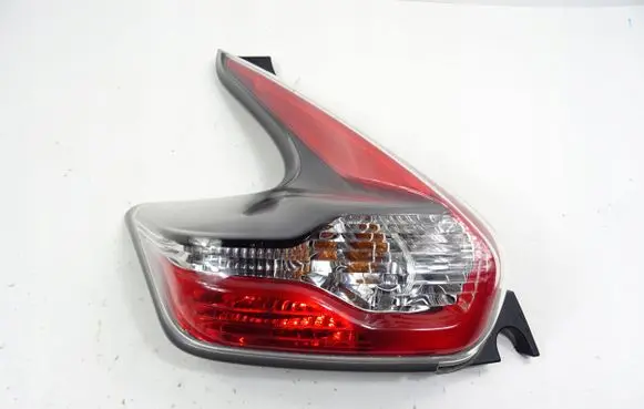 Nissan Juke I F15 Rear/tail lights 26555BV80A
