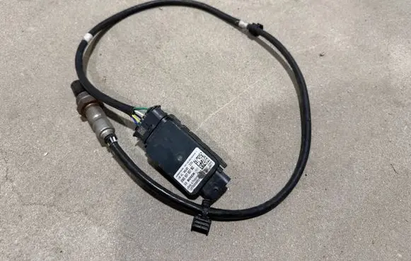 Audi A4 S4 B9 8W Lambda probe sensor 8W0907807BC