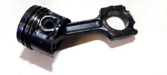 Fiat Bravo - Brava Piston with connecting rod