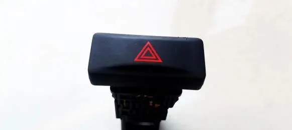 Nissan X-Trail T31 Hazard light switch NILES06016