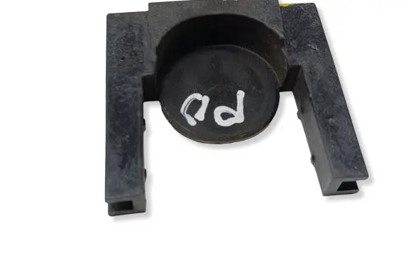 Mazda 6 Radiator mount bracket 0115241