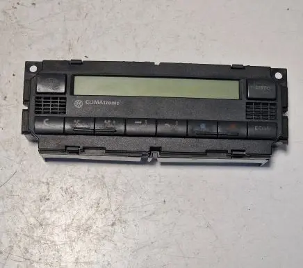 Volkswagen PASSAT B5 Climate control unit 3B1907044C 5HB00813900 3B1907044B