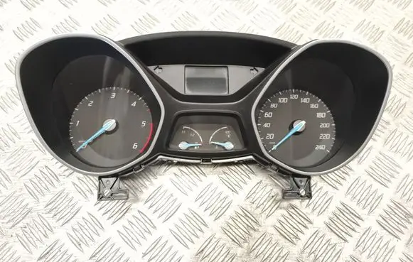 Ford Focus Speedometer (instrument cluster) BM5T10849CT BM5T14C326AE BM5T14C026AP