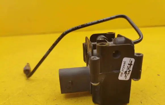 BMW X5 E70 Air suspension valve block EBMV0586A