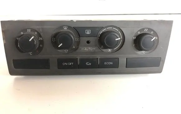 Audi A6 S6 C6 4F Climate control unit 4F2820043