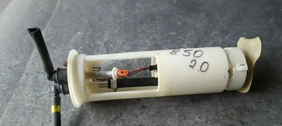 Volvo 850 In-tank fuel pump 9135418