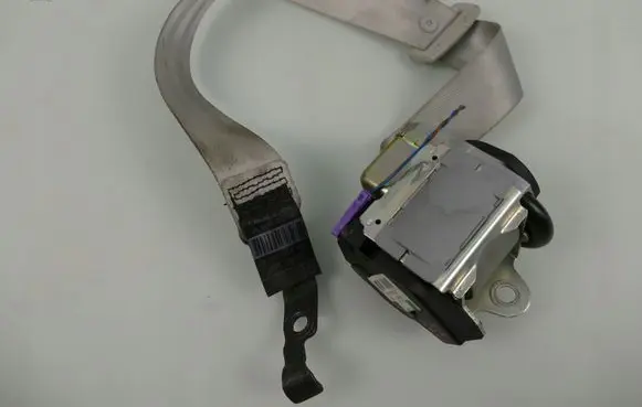 Audi A8 S8 D3 4E Rear seatbelt 4E0857806B