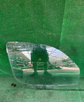 Fiat Doblo Front door window glass four-door 